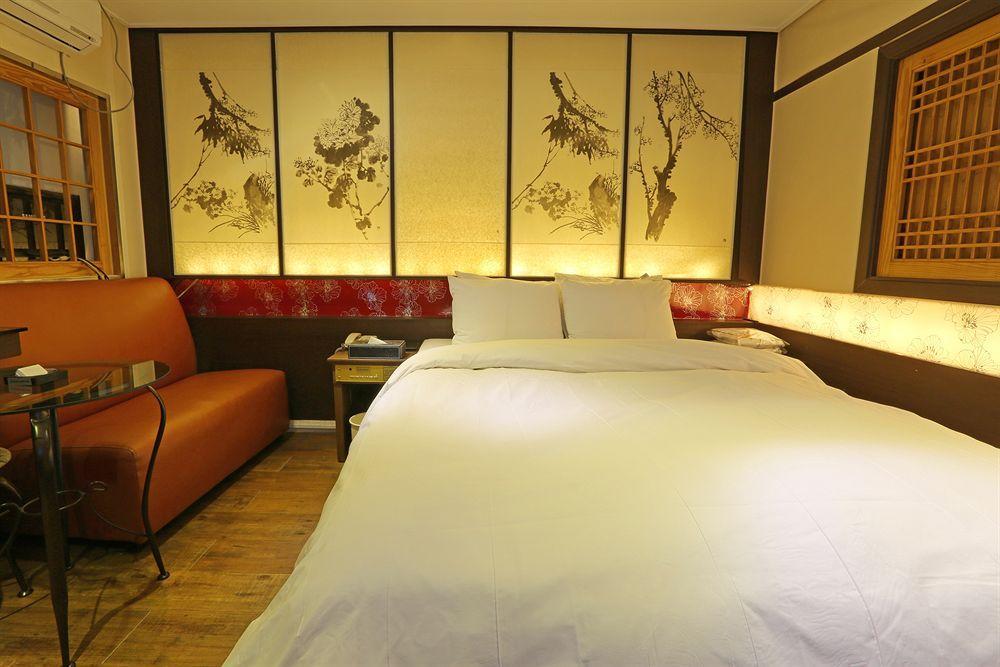 Film 37.2 Hotel Seoul Exterior photo